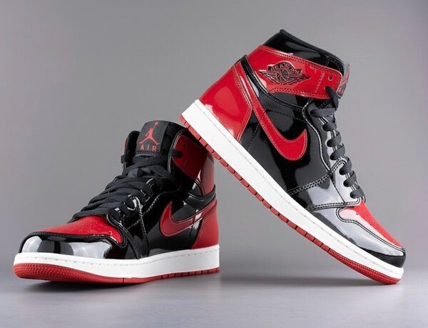 R Jordan 1 High OG Patent Bred