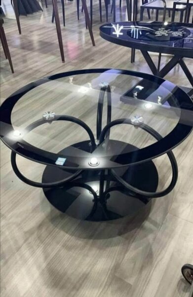 Table basse moderne en verre