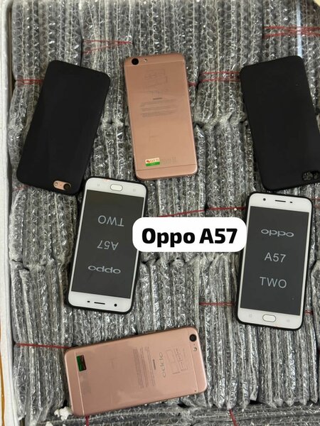 Smartphone OPPO A57 Android
