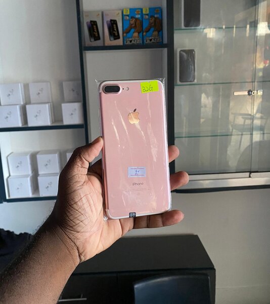 iPhone 7plus 128GB