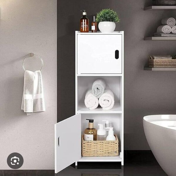 Meuble de salle de bain étroit avec 3 étagères