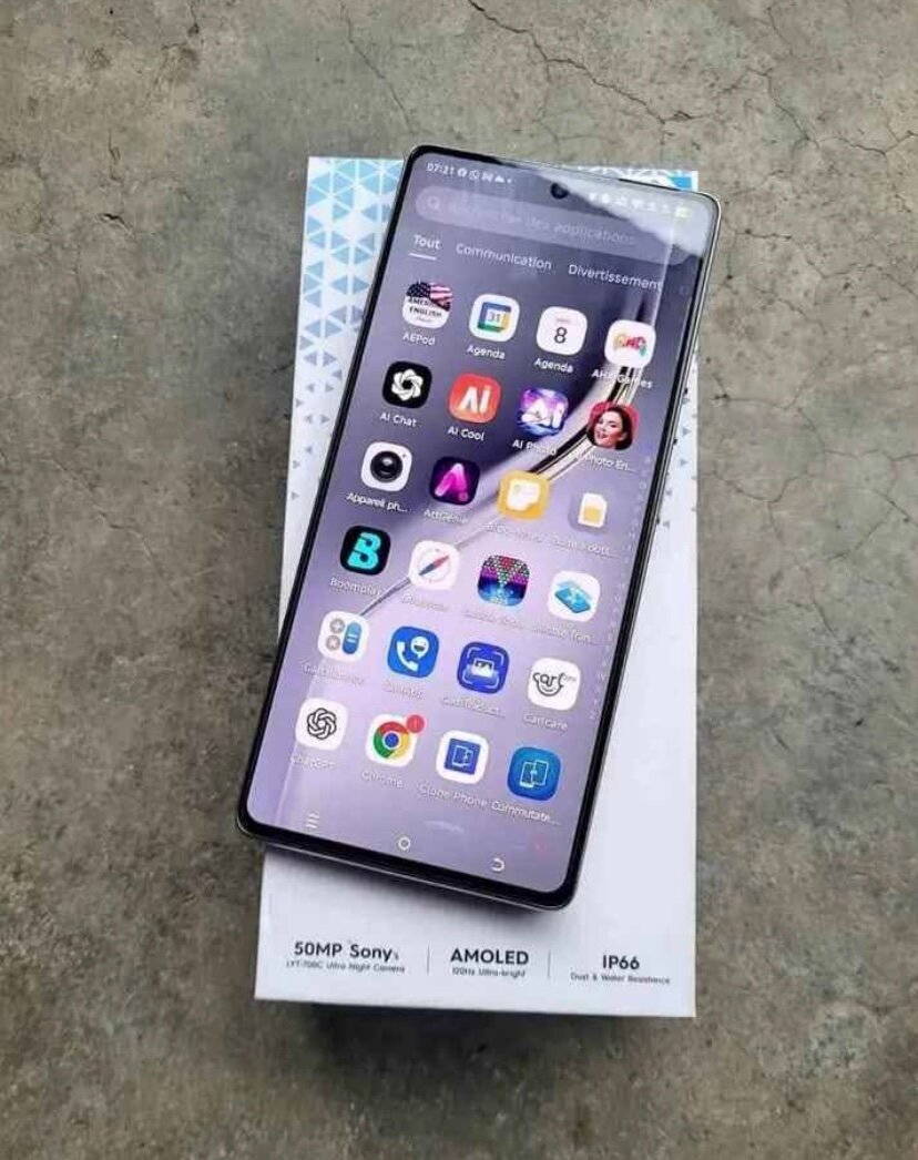 Smartphone Tecno AI Camon 40