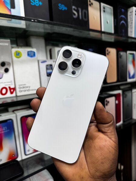 iPhone 15 pro max original
