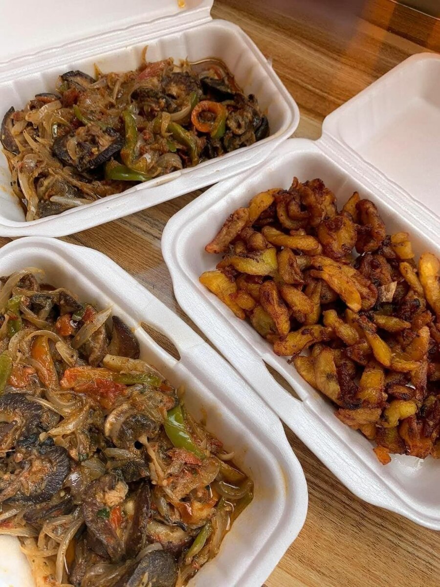 Alloco patte ee poulet ,gesié