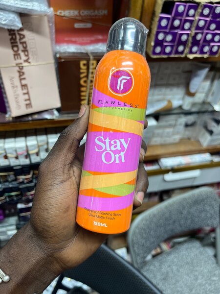 Spray fixateur de maquillage 150ml