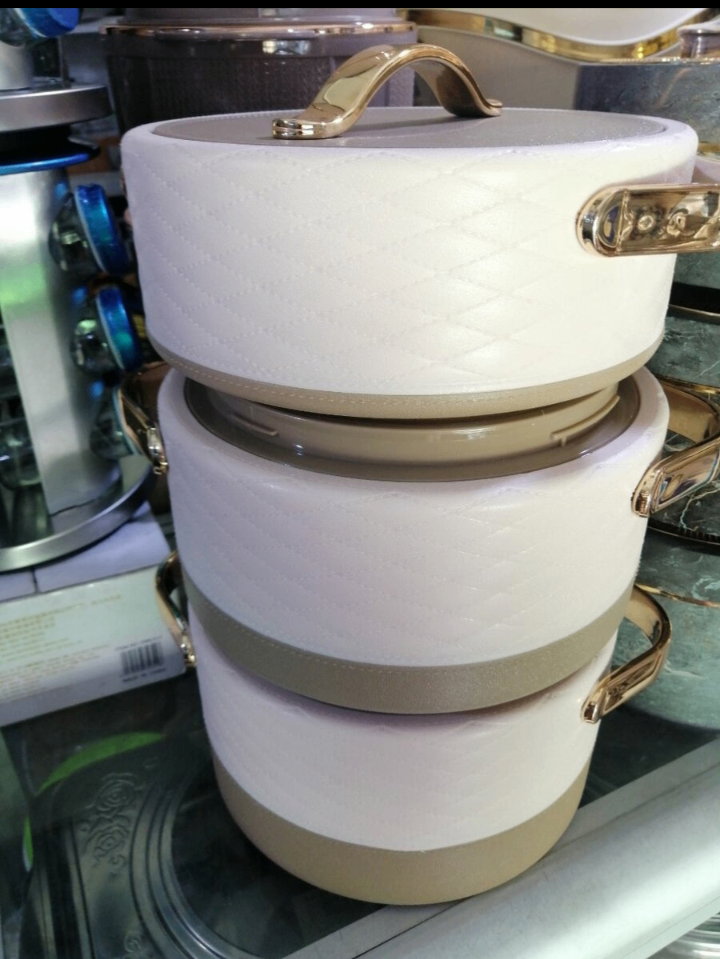 Set de Casseroles Élégantes