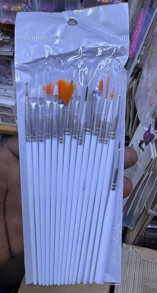 Set de pinceaux nail art