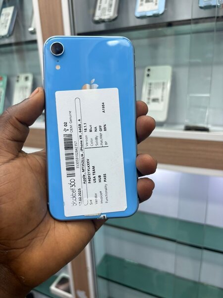 iPhone XR Bleu 64giga