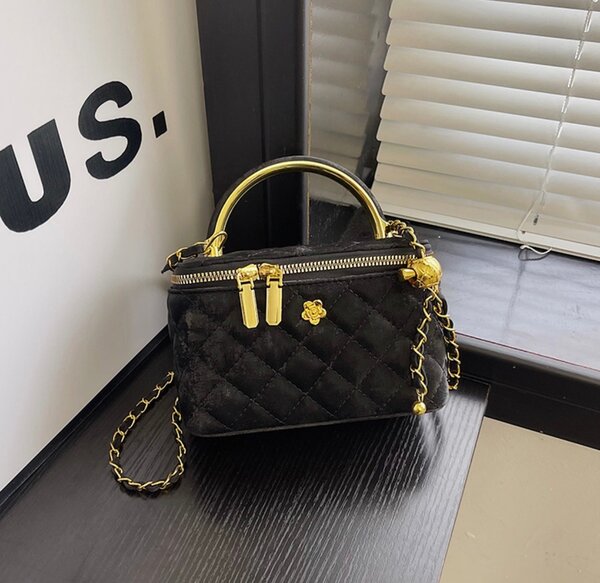 Women bag