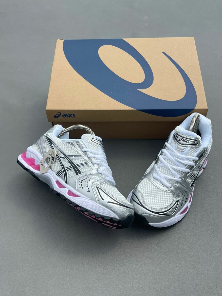 Asics Baskets Running Femme