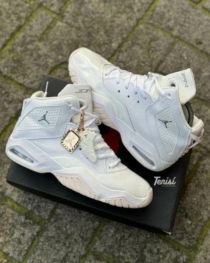 Basket Nike jordan Retro B