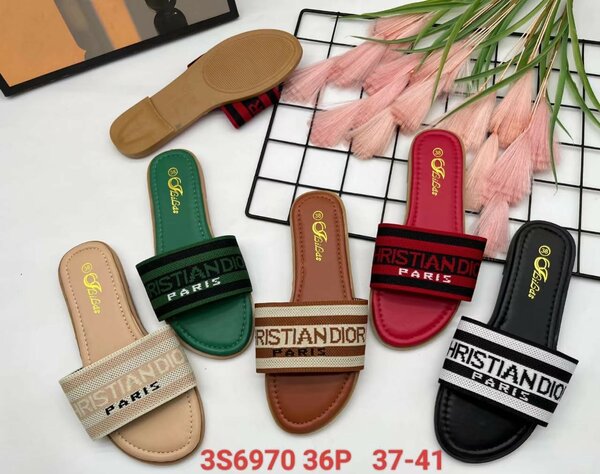 Quality ladies slippers