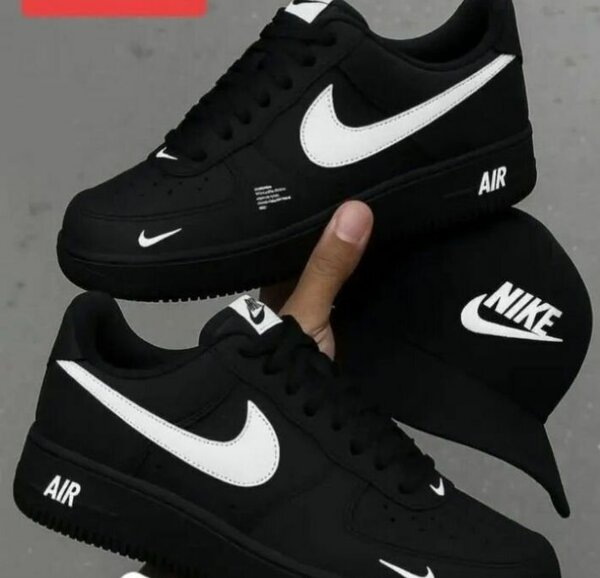 Nike Air Force 1 noir et blanc