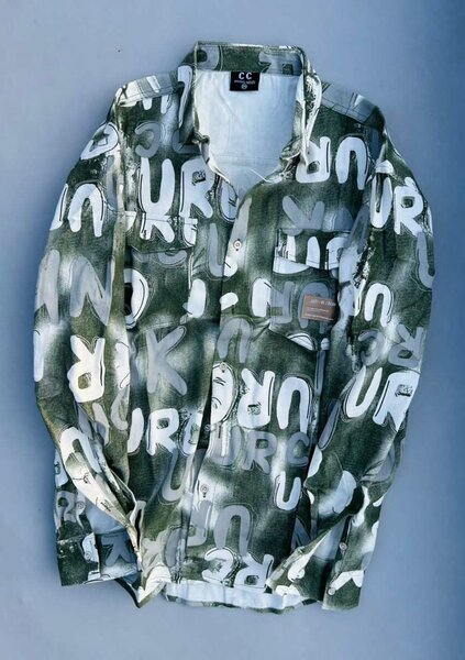 Chemise à motifs moderne