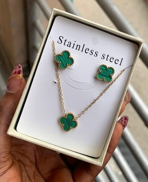 Stainless Steel Clover Jewelry Set