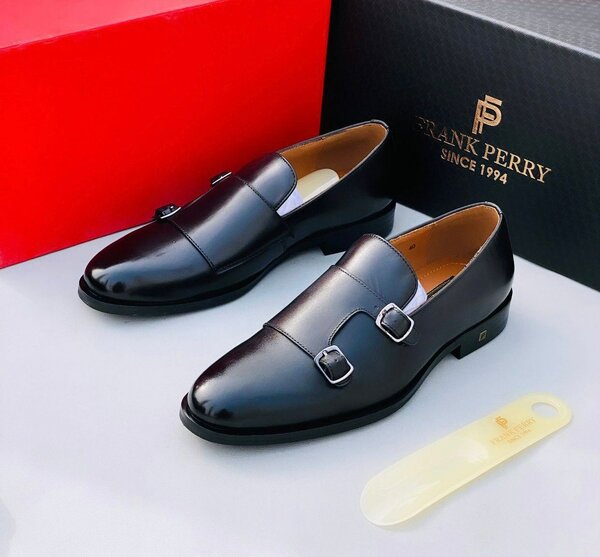 Frank Perry Solid Leather Formal Shoes