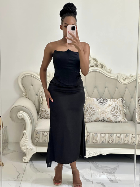 black below knee sleeveless bodycon dress