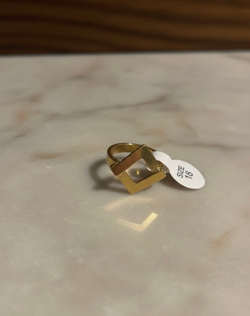 Bague géométrique en or