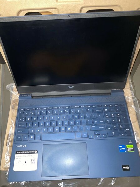 HP VICTUS 15