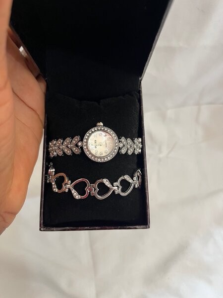 Montre et bracelet élégants