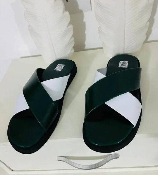 Sandales croisées confort homme