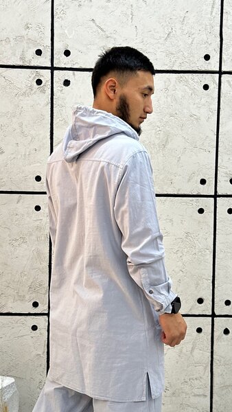 Камис с капюшоном