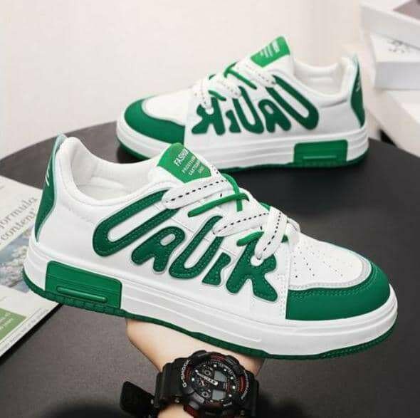 Men's classic sneakers