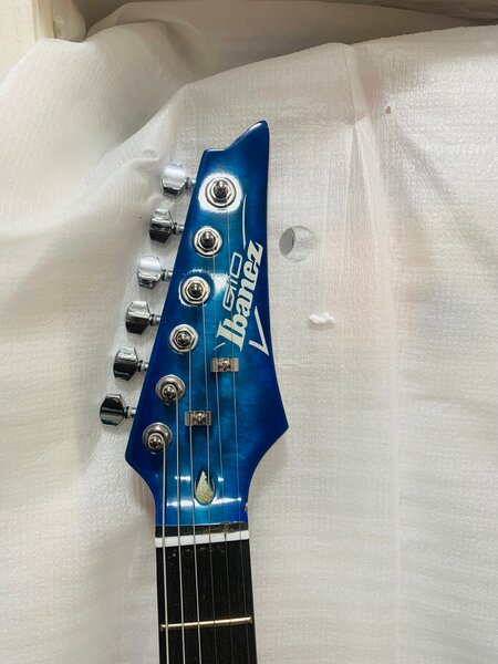 Guitare Ibanez Électrique BLEU