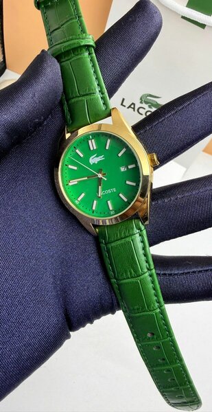 Montre Verte Lacoste Élegante