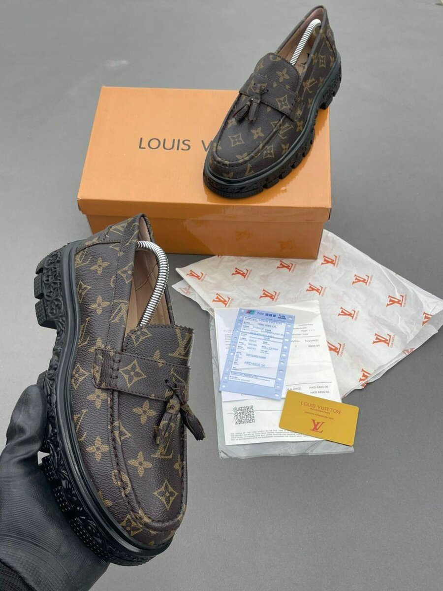 Mocassins en cuir Louis Vuitton