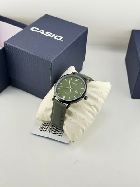 Montres élégantes Casio