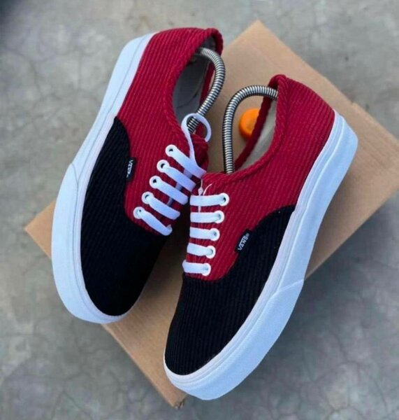 Baskets en velours Vans