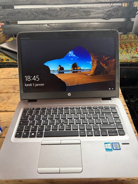 Ordinateur Portable HP 14"