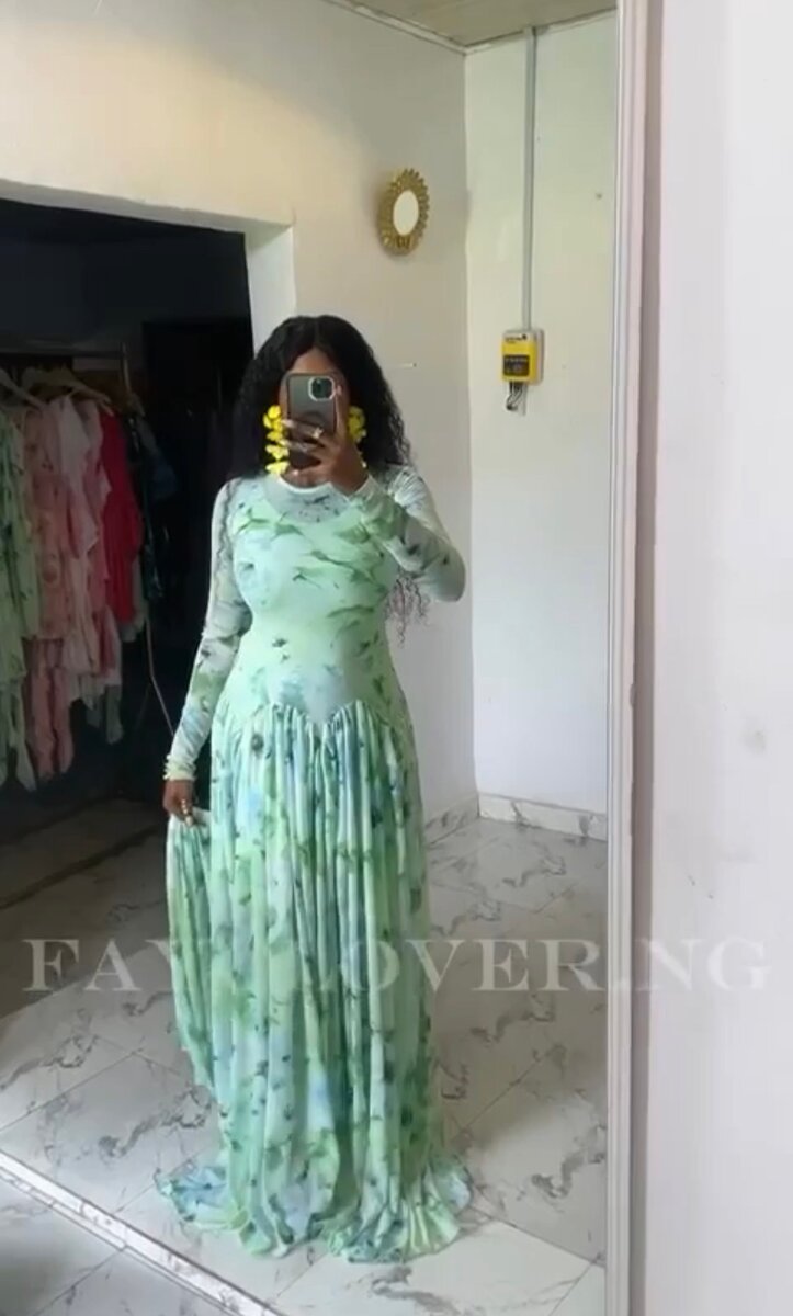 Robe longue fleurie élégante