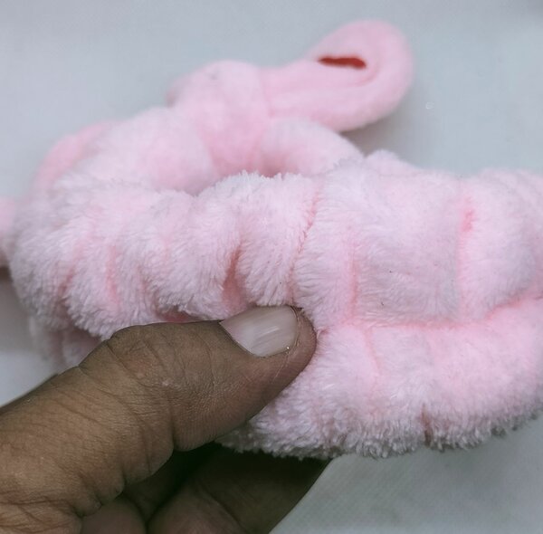 Hair Accessories Beautiful Pink Band - 6 Minimum @ 170