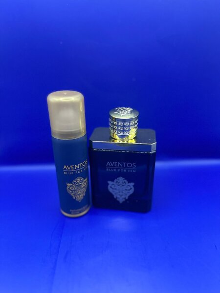 Aventos blue for him