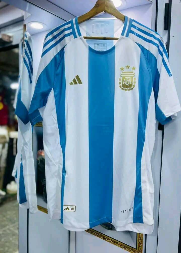 Maillots de football élégants