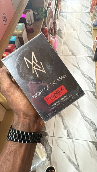 La nuit de l'homme parfum