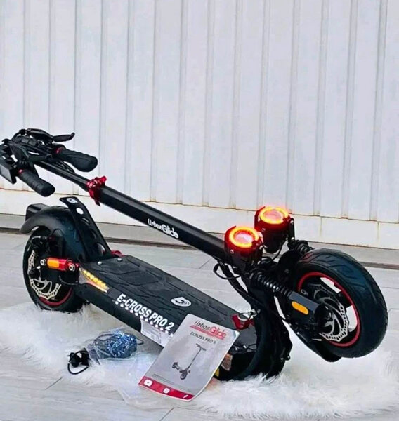 Trottinette Électrique E-CROSS PRO