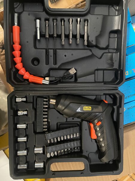 Mini visseuse électrique