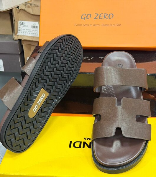Sandales en cuir marron GO ZERO