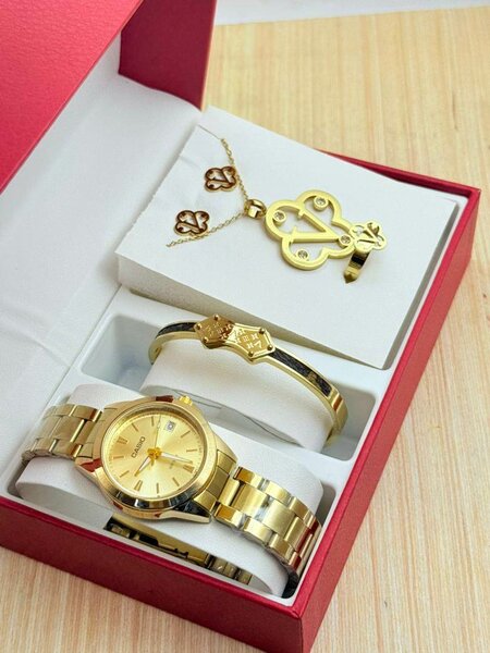 Coffret Montre et Bijoux Élégants