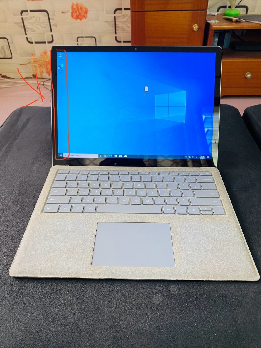 Microsoft surface laptop 1/core i5/