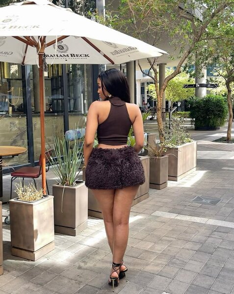 Mini-jupe peluche tendance