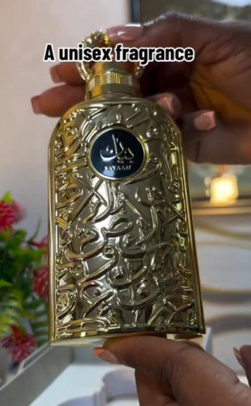 Lattafa Bayan Eau de Parfum is a captivating blend of sophistication and allure.