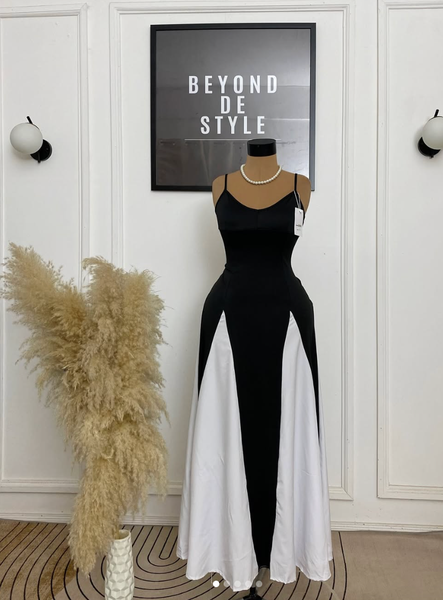 SWEET GIRL TWO TONED MAXI DRESS. STR