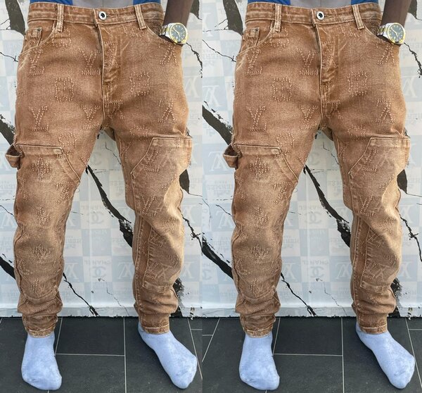 Jeans déchirés pour homme