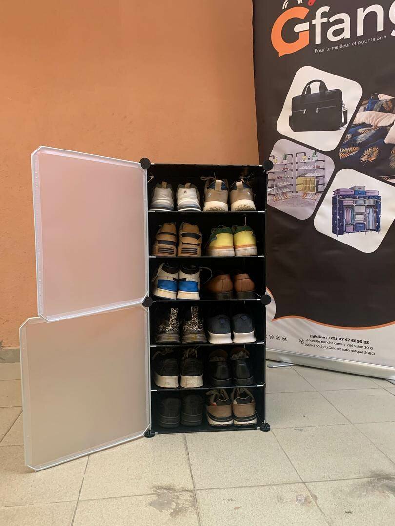 Étagère de chaussures