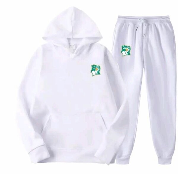 Ensemble de survêtement blanc