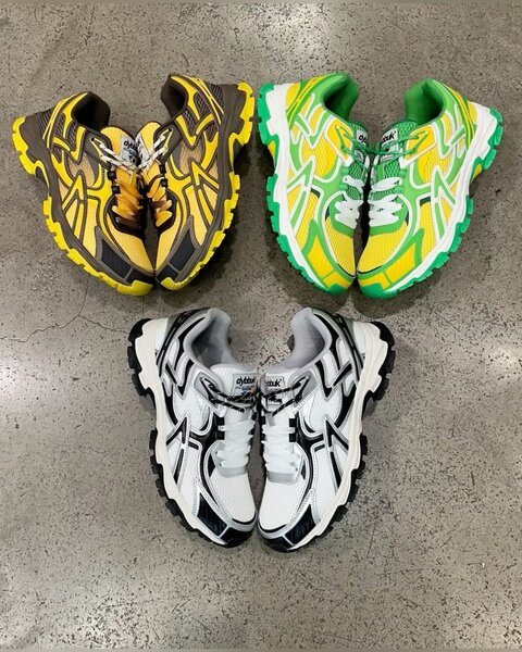 Baskets de course colorées